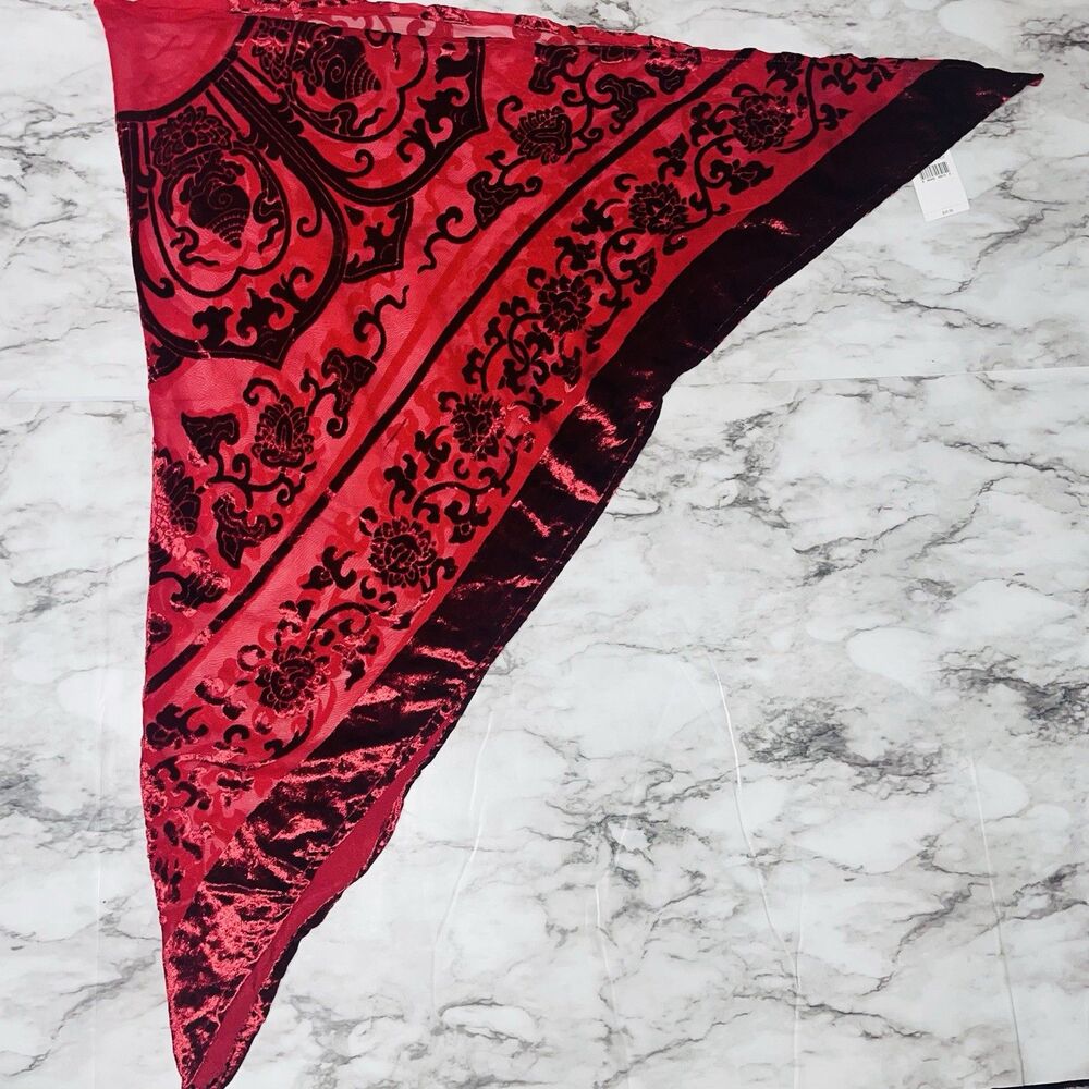 NWT Cejon Scarf Shawl Wrap Triangle Felt Embroidery Red Women OS Old Money Opera